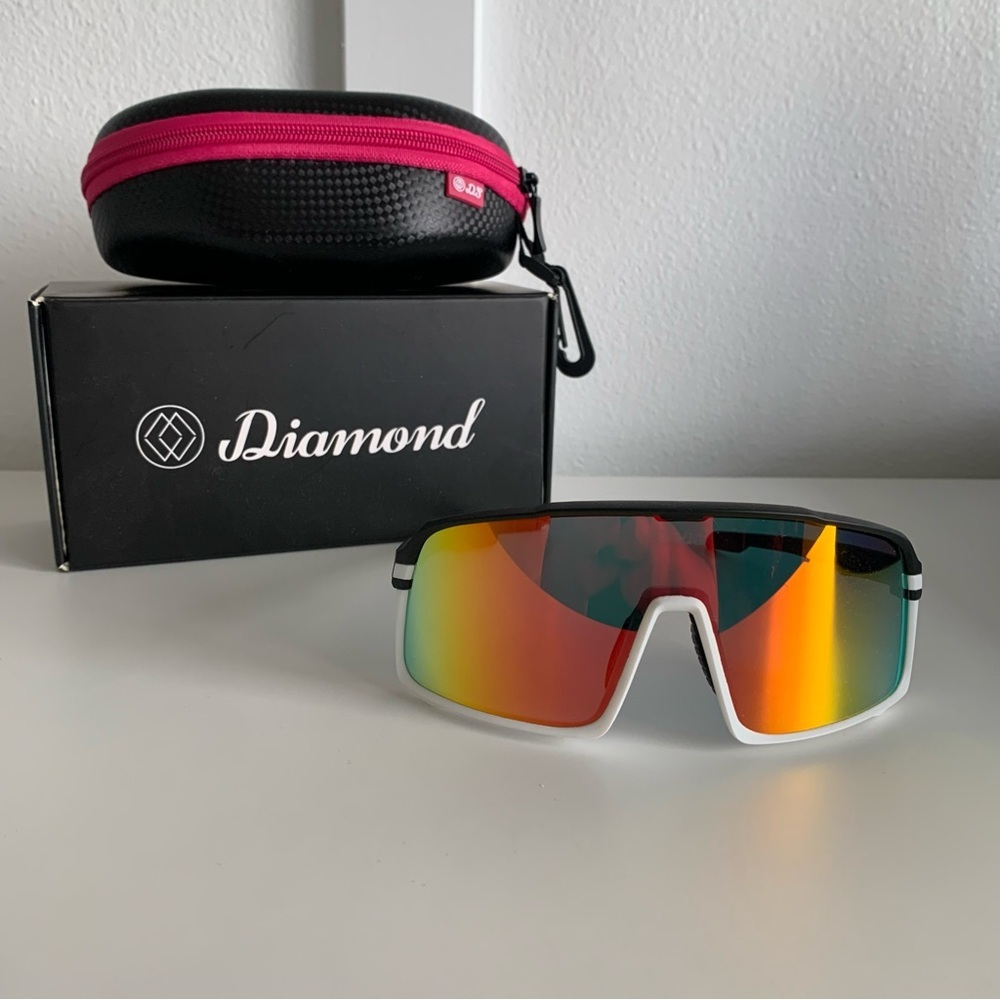 Diamond Eyewear White Orange Sporty Sunglasses Baseball Outdoor Fishing Box Case